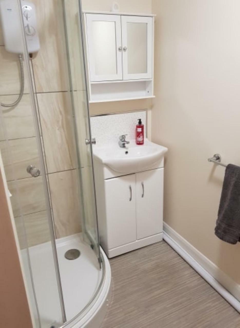 Woolpack Hotel Бриг Екстериор снимка